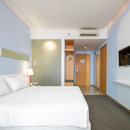 Luminor Hotel Metro Indah - Bandung By Wh Cicadas Exteriér fotografie