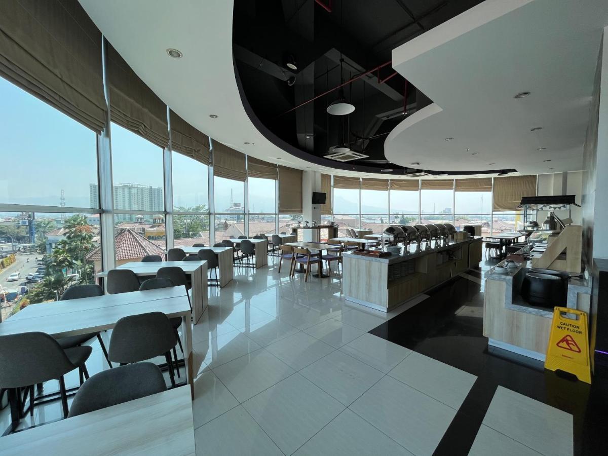 Luminor Hotel Metro Indah - Bandung By Wh Cicadas Exteriér fotografie