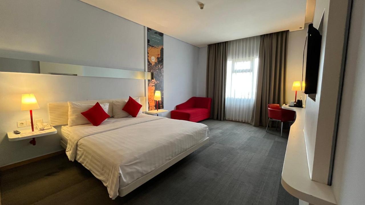 Luminor Hotel Metro Indah - Bandung By Wh Cicadas Exteriér fotografie